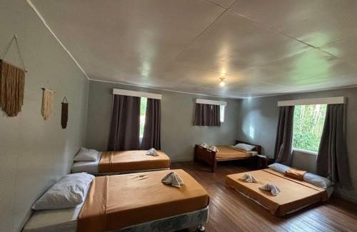 Baguio Villa | Villa Milagros