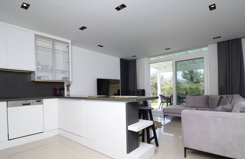 Bodrum Villa | Villa Mira - Gran espacio para familias numerosas con niños.