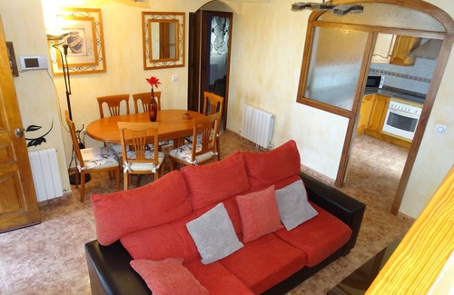 Los Balcones Chalet De Esquí | Chalet Mirador de los Balcones con terraza, barbacoa y piscina comunitaria