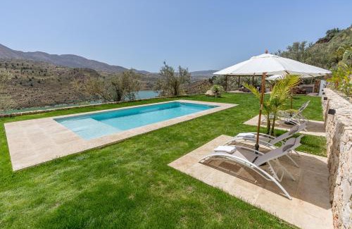 Valle de Lecrín Villa | Villa Mirador del Lago