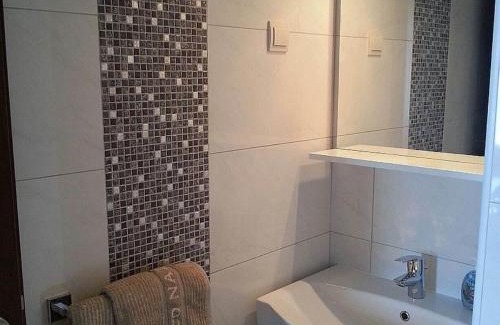 Mlini Apartamento | Villa Mirjana - One Bedroom Apartment with Terrace and Side Sea View Taverna