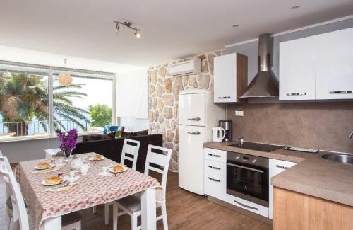 Mlini Apartamento | Villa Mirjana - One Bedroom Apartment with Terrace and Sea View Palma