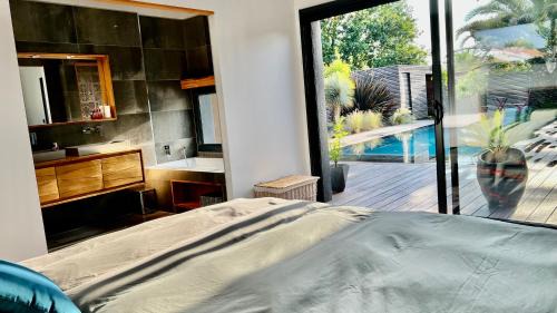 Gujan-Mestras Villa | Villa Miroir d'O - Piscine chauffée
