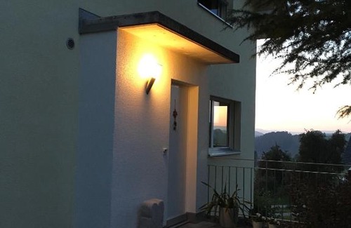 Ufhusen Casa | Villa Modern