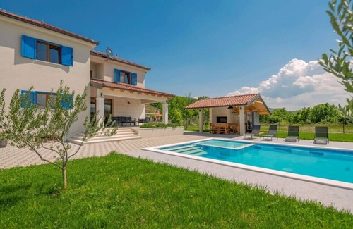 Donji Prolozac Villa | Villa Modriola - Makarska by Villas Guide