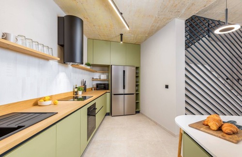 Baderna Villa | Villa Mol - Una impresionante villa contemporánea con una gran piscina privada, jacuzzi y sauna, a poca distancia en coche del mar.