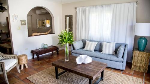 Aguacate Complejo | Villa Montaña Beach Resort