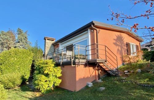 Porto Valtravaglia Villa | Villa Monte Sole