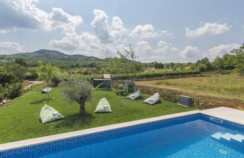 Brkac Villa | Villa Monvue nearby Motovun – Crovillas GmbH