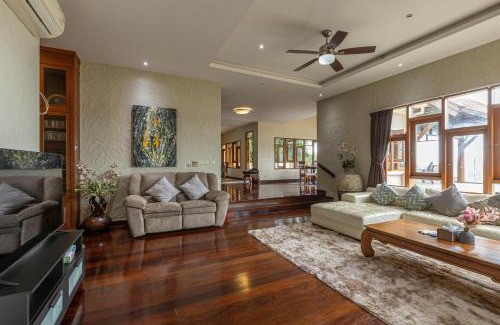 Patong Villa | Villa Moon Talay View