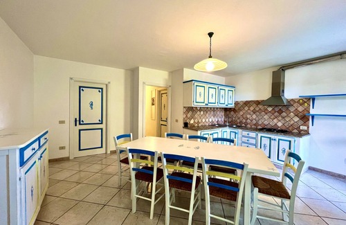 Sas Linnas Siccas Apartamento | Villa Mula a stone's throw from the sea