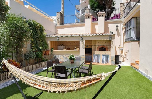 Monte Sancha Villa | Villa muy cercana al centro de Málaga y a cinco minutos de la playa