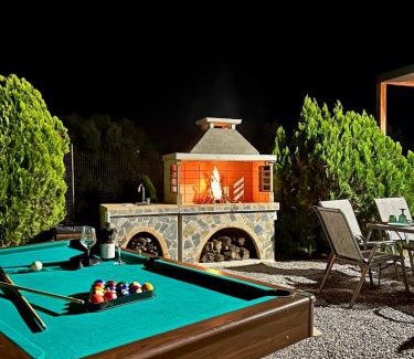 Skotino Apartamento | Villa Myrtios with Private Pool & Jacuzzi