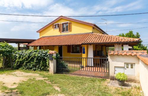 Kastel Villa | Villa Nada