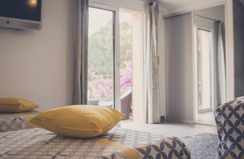 Bormes-Les-Mimosas Cama Y Desayuno | Villa Nais