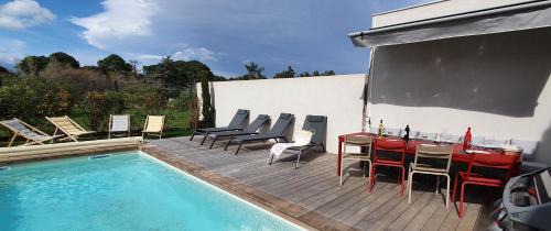 Lecci Villa | Villa Nananthée T5 de luxe,4-8 pers, piscine privée chauffée
