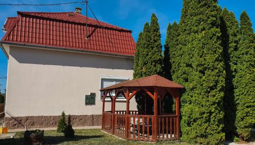 Balatonlelle Apartamento | Villa Napsugár