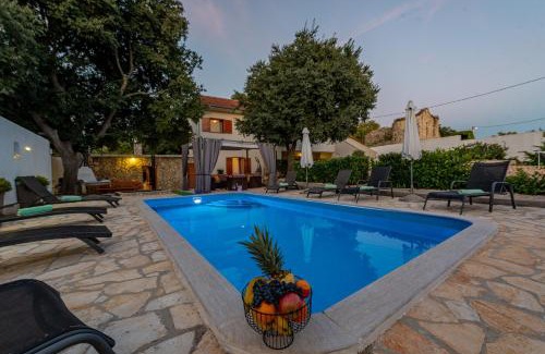 Benkovac Villa | Villa Natura ZadarVillas