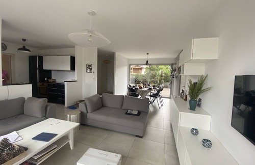 Mimizan-Plage Villa | Villa Nature/jacuzzi-spa Privé Plage 300m Ocean 800m