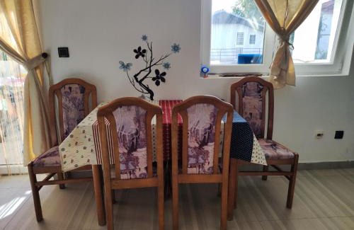 Lustica Apartamento | Villa Nautica