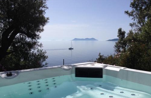 Sivota Villa | Villa Nautique - Waterfront