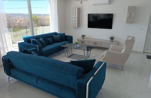 Brgod Villa | VILLA NAVIS