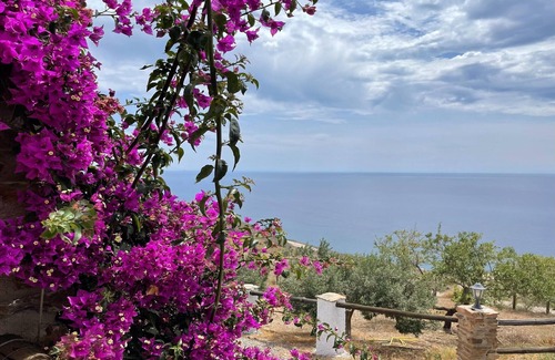Adra Cabaña | Casa en Adra con vistas al mar y montaña
