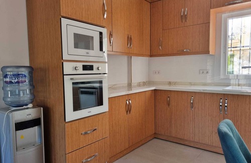 Altinkum Villa | Villa Cerca Altinkum; Piscina Privada; 5 minutos a pie de playa Para; Zona tranquila; Capacidad 7