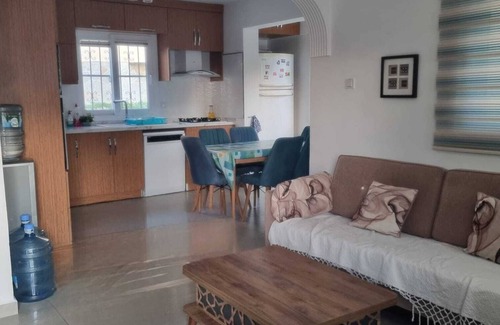 Altinkum Villa | Villa Cerca Altinkum; Piscina Privada; 5 minutos a pie de playa Para; Zona tranquila; Capacidad 7