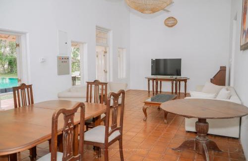 Divulapitiya Villa | Villa near Negombo & Airport
