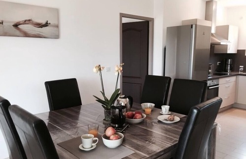 Sollacaro Villa | Villa cerca de las playas del Golfo de Valinco, Catering 4 *