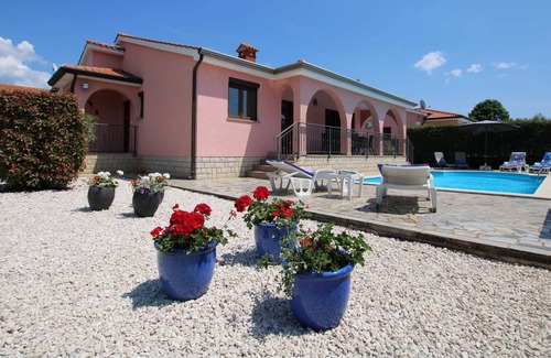 Dracevac Villa | Villa Nel Rosa with Pool, for family of 6