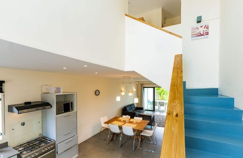 Pointe Aux Sables Casa | Villa Neuve de 3 Chambre Pied Dans L'eau