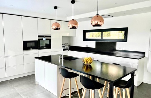 Arbonne Villa | Villa Neuve Proche Plages , Golf de Biarritz et Bidart