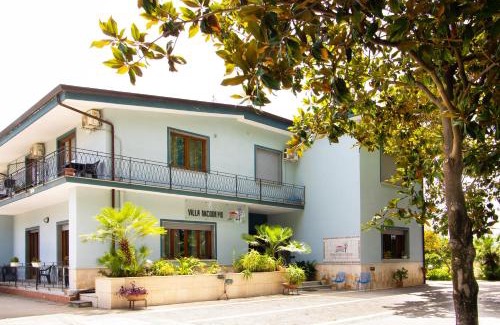 Cafasso-borgo Nuovo Cama Y Desayuno | Villa Nicodemo