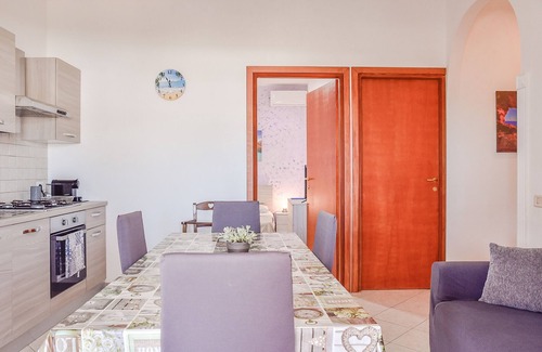 Licata Apartamento | Villa "Nicolai - Primo Piano" con vistas a la montaña, piscina compartida y terraza privada