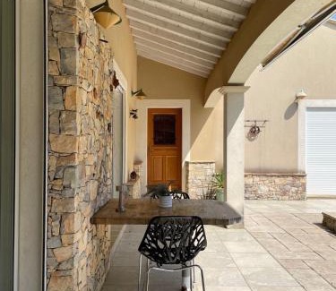 Les 3 Ponts Casa | Villa Nimes