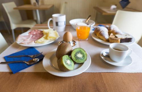 Torbole sul Garda Cama Y Desayuno | Villa Nirvana