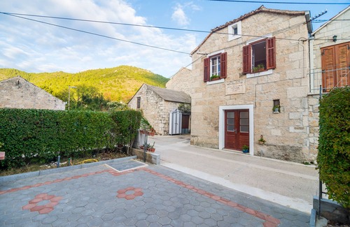 Zuljana Villa | Villa Nives - Villa de 3 dormitorios con terraza y vistas al mar
