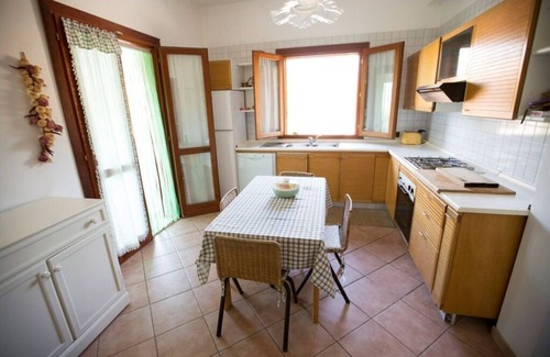 Castellammare del Golfo Villa | Hermosa villa con vista al mar con jardín aòazing