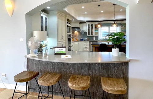 Mont Vergna Villa | Villa Norman: Unique 3 bedroom, 3 En-Suite Bathroom on 35 Acre Green Farmland