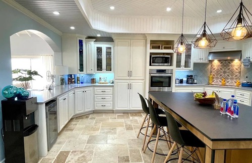 Mont Vergna Villa | Villa Norman: Unique 3 bedroom, 3 En-Suite Bathroom on 35 Acre Green Farmland