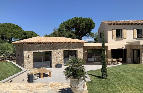 Gassin Villa | Villa reciente con piscina, Parque Gassin, Golfo de St Tropez