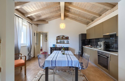 Mofardini Villa | Villa Nunica con piscina rodeada de naturaleza