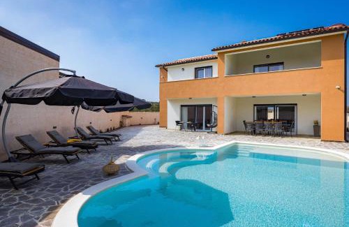 Pula Villa | Villa Nur Amela