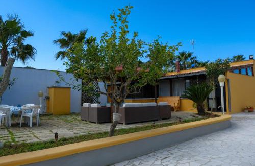 Torre dell'Orso Villa | Villa Oasi al mare near the sea with pool - Happy Rentals