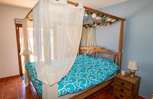 Caleta de Fuste Villa | Villa Oceana - Cliffside Retreat