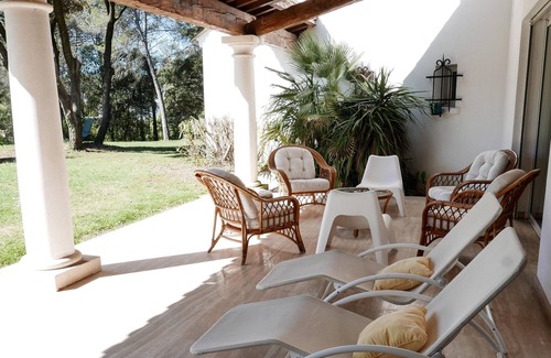 Saint-Clement-de-Riviere Casa | villa de carácter en un parque de 7000m2 vallado con piscina