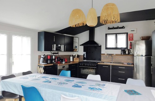 Angoulins Villa | Villa 4 * piscina cubierta climatizada jacuzzi mesa de billar fútbol mar playa pueblo