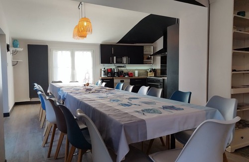 Angoulins Villa | Villa 4 * piscina cubierta climatizada jacuzzi mesa de billar fútbol mar playa pueblo